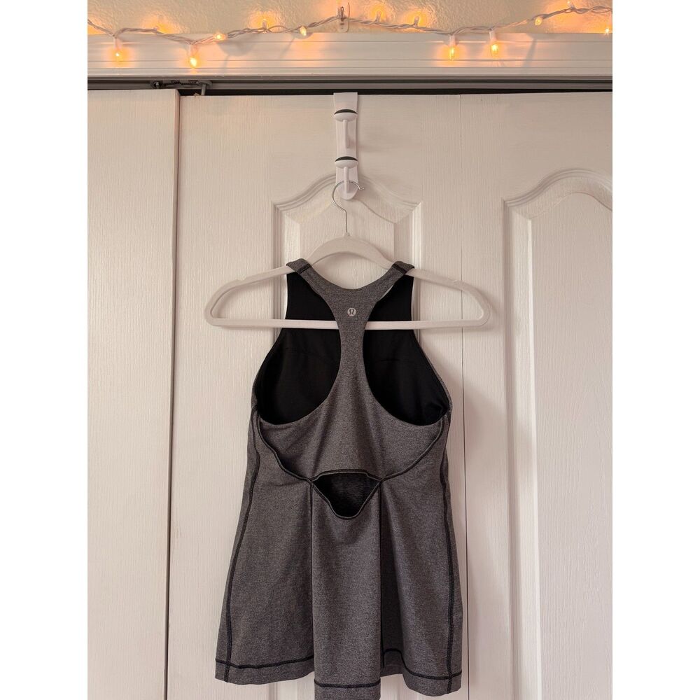 Lululemon Sleeveless Racerback Open Back Tank in Heathered Gray, Women's Size 6